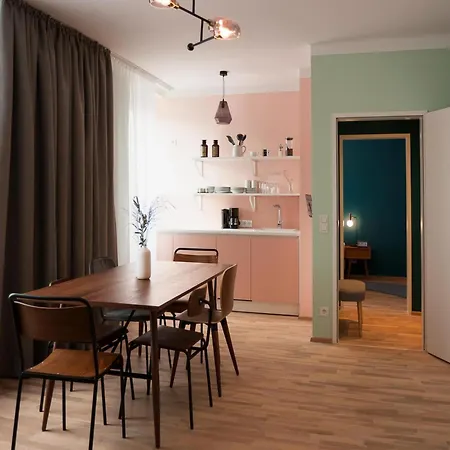 Nicht Weit Von Der Donau Appartement